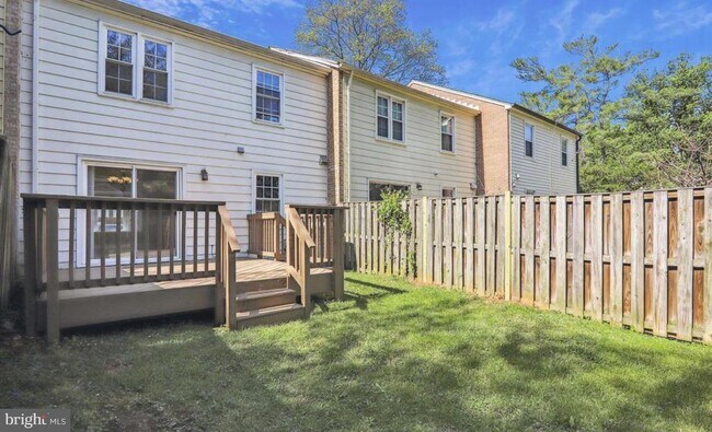 Building Photo - 24 Marwood Ct
