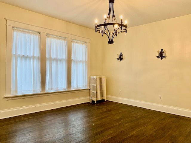 Dining Room - 216 E 8th St