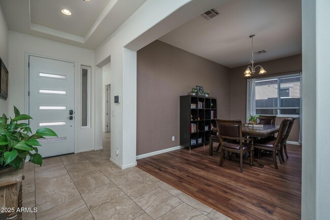 Building Photo - 14757 W Pasadena Ave