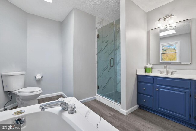 Building Photo - 10622 Cavalcade St