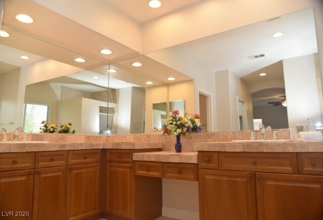 Building Photo - 101 N Buteo Woods Ln