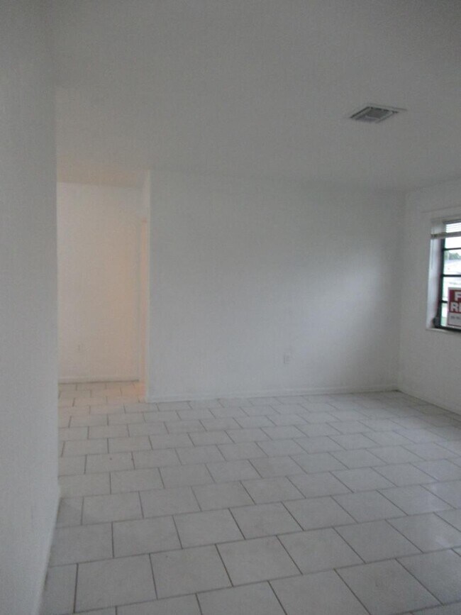 Building Photo - 3520 NW 208th St