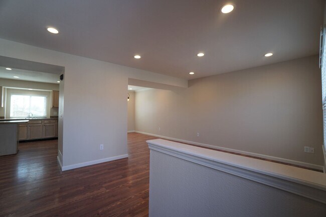 Building Photo - 2995 Frazier Ln