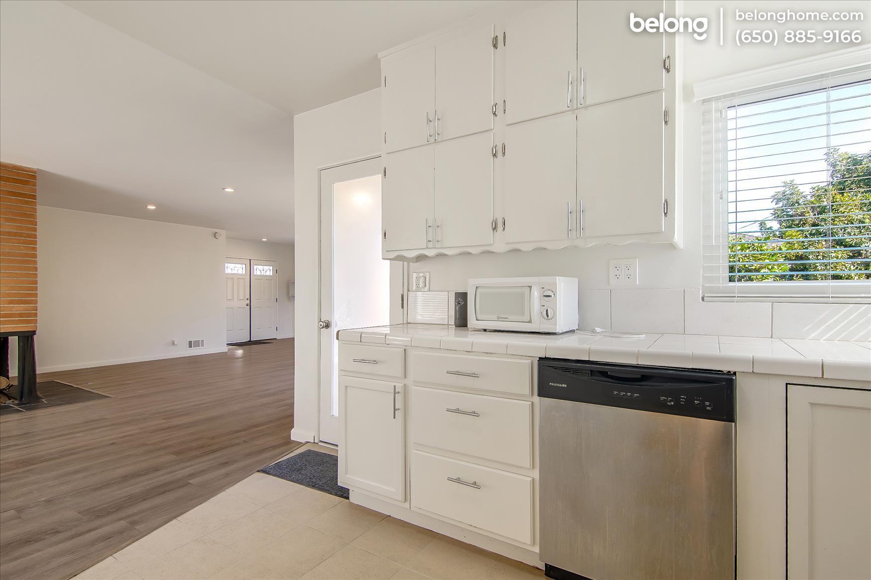 Building Photo - 11856 Beatrice St