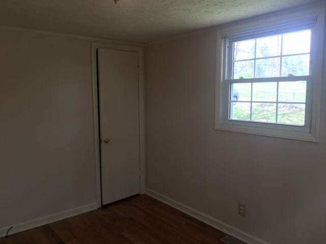 Building Photo - NO HUD OR SECTION 8!