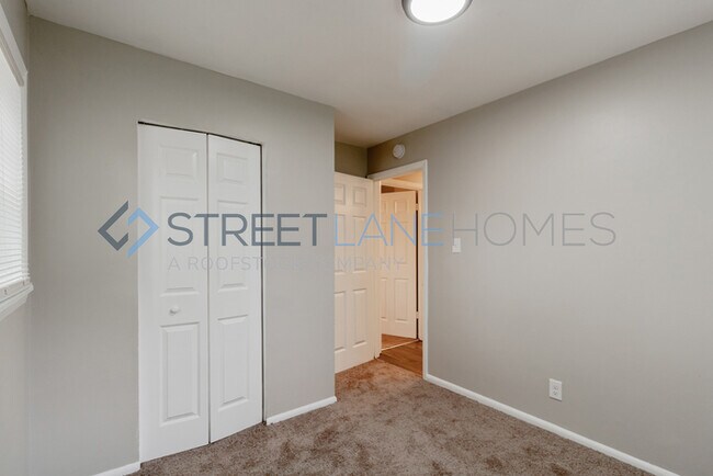 Building Photo - Charming 3 Bedroom in Warner Robins!