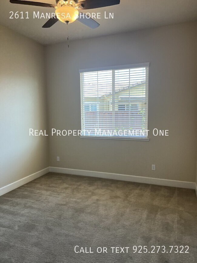 Building Photo - 2611 Manresa Shore Ln