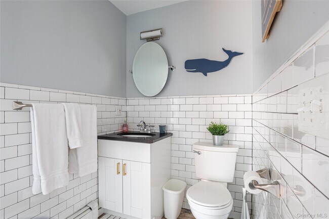 Building Photo - 2300 Pine Tree Rd