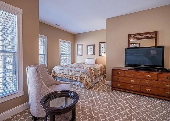 Building Photo - 581 Cedar Creek Rd