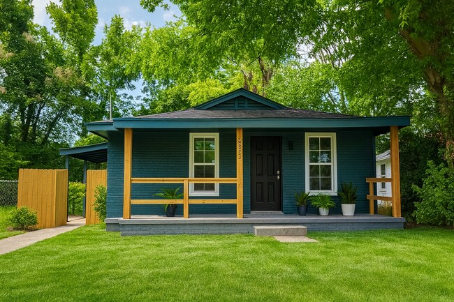 Primary Photo - 2392 Zanone Ave