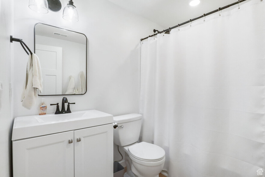 Building Photo - 5176 N Marble Fox Way