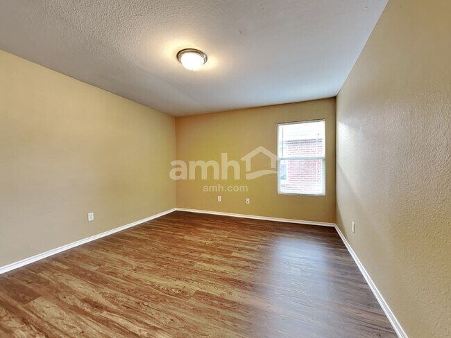 Building Photo - 1836 Elk Lake Tr