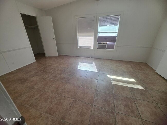 Building Photo - 1502 N 180th Dr