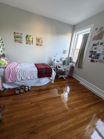 Building Photo - 1185 Commonwealth Ave