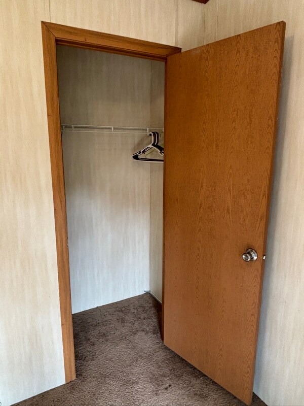 Building Photo - 383 Church St