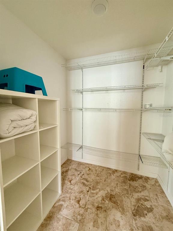 Building Photo - 8705 Knightsbridge Ct