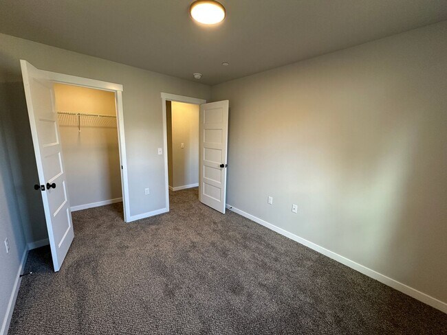 Building Photo - 1818 chipman St SE