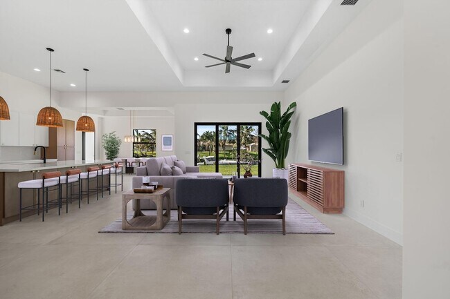 Building Photo - 632 SE Seahouse Dr