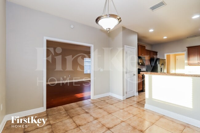 Building Photo - 14437 Barley Field Dr