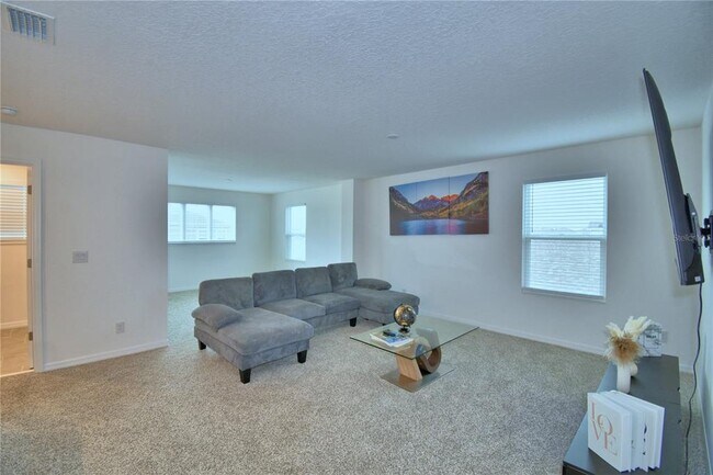 Building Photo - 691 Campo Ln
