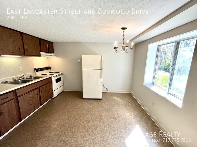 Building Photo - 308 E Lancaster St