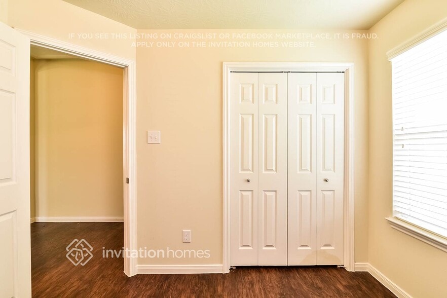 Building Photo - 6107 El Granate Dr