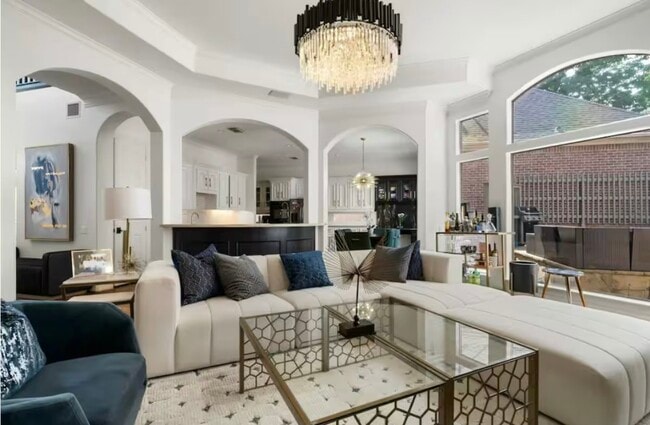 Building Photo - 2133 Bering Dr