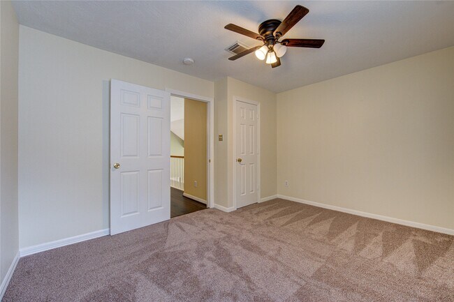 Building Photo - 1807 Garden Terrace Dr