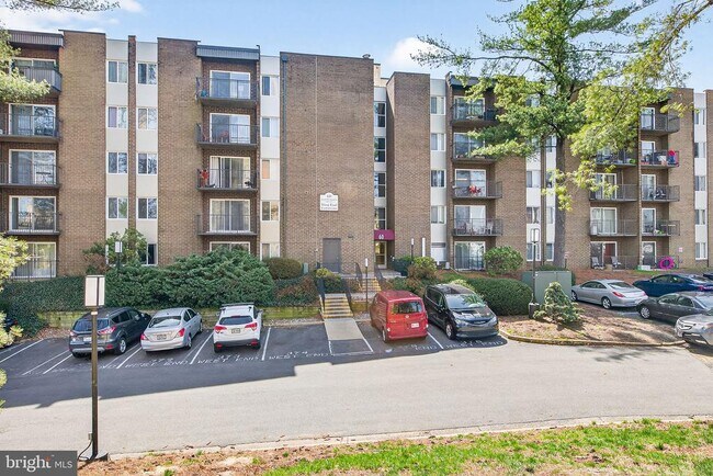 Building Photo - 60 S Van Dorn St