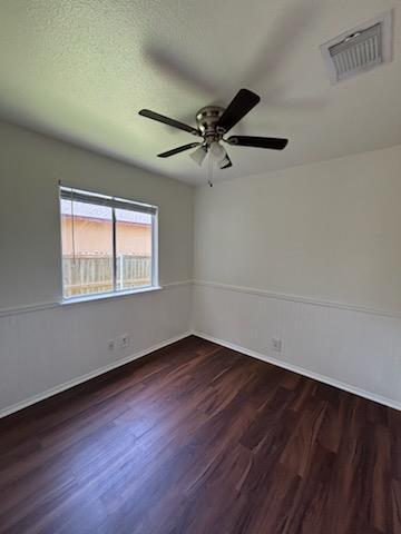 Building Photo - 322 Meadowside Dr