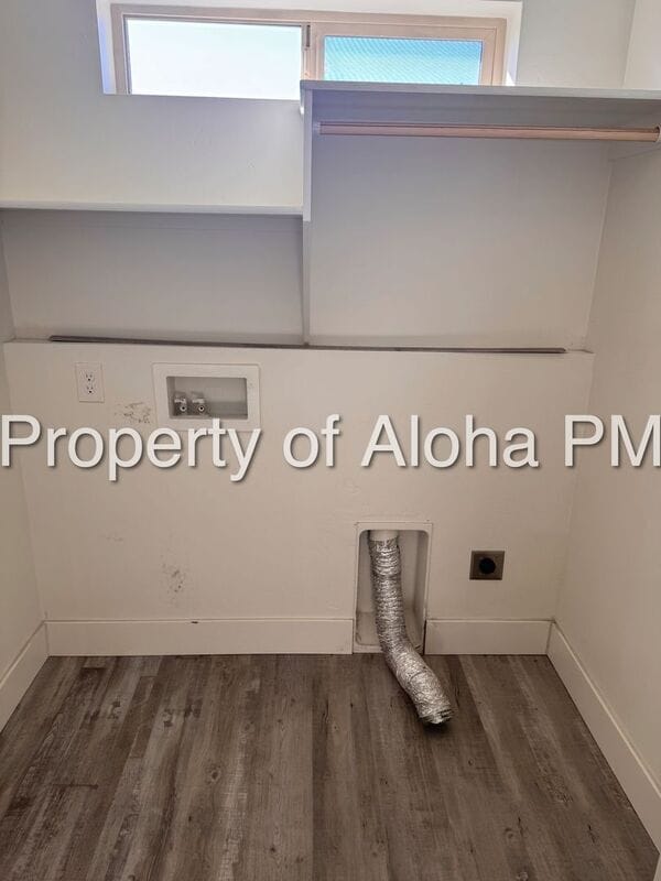 Building Photo - 827 17th Ave S