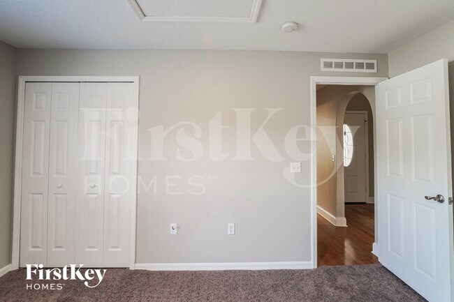 Building Photo - 2079 Hayfield Way