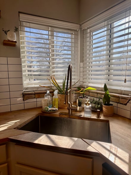 Building Photo - 1694 Willow St