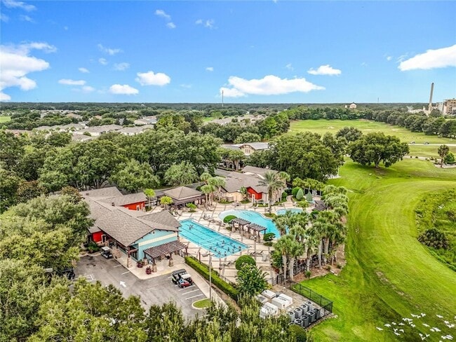 Building Photo - 27327 Roanoke Dr