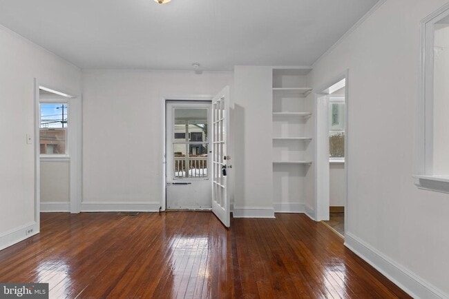 Building Photo - 134 Plant Ave