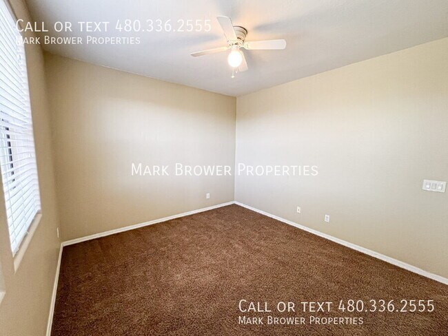 Building Photo - 1400 W Flamingo Dr