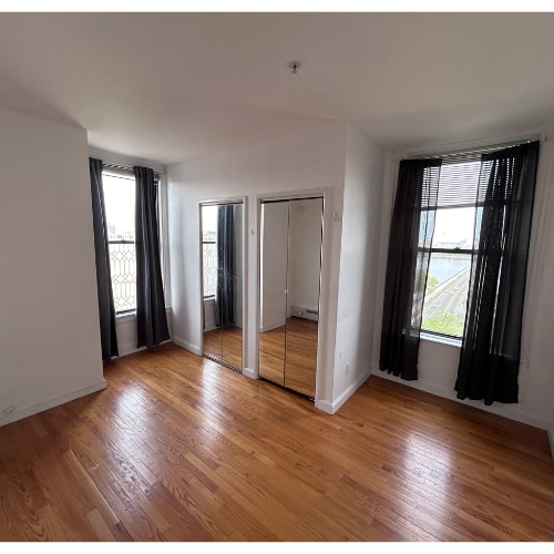 Building Photo - 483 Beacon St