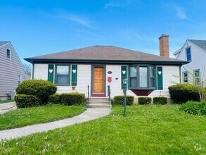 Building Photo - Beautiful Single Family Home!