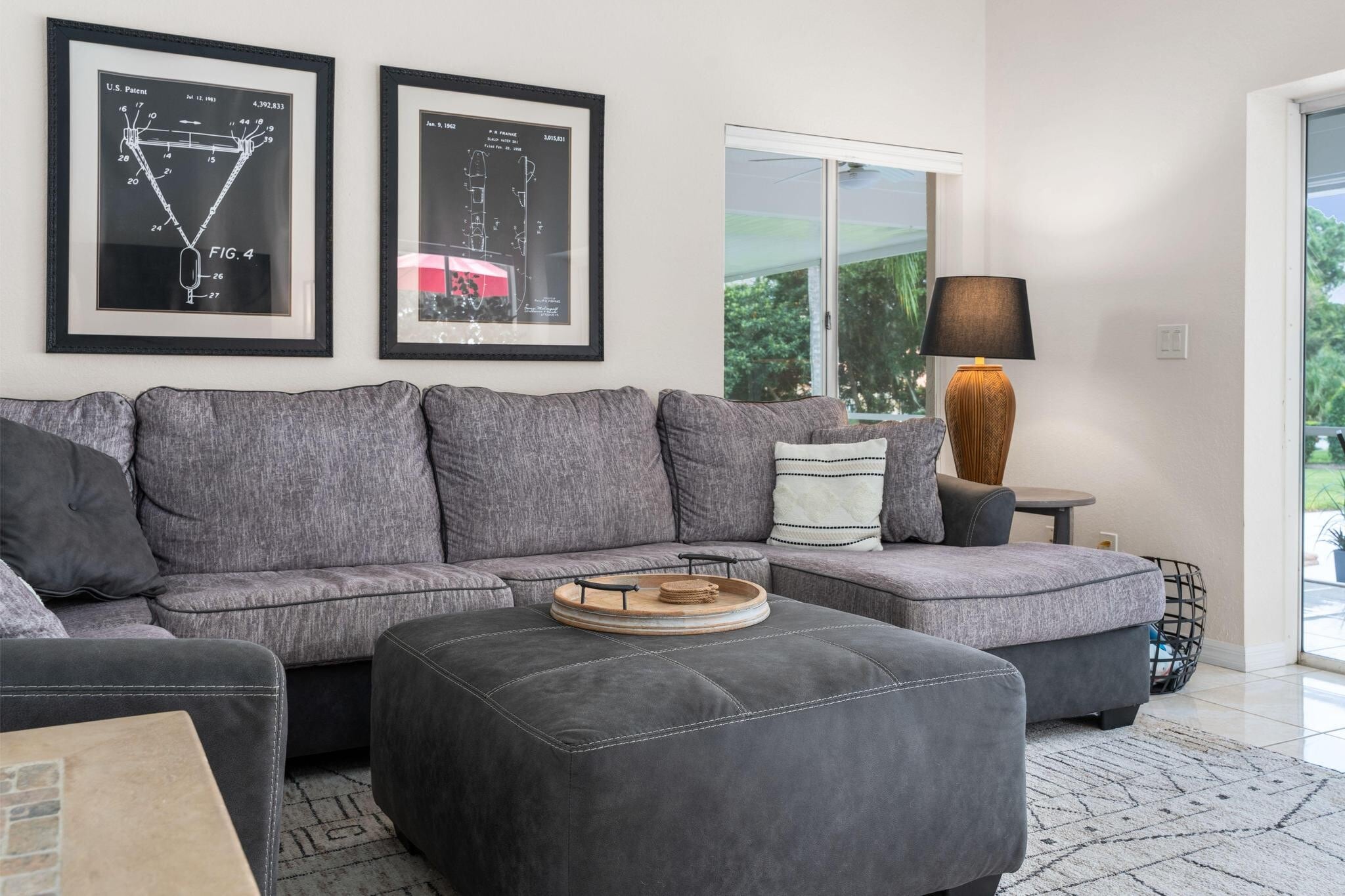 Living Room - 7906 Swiss Fairways Ave