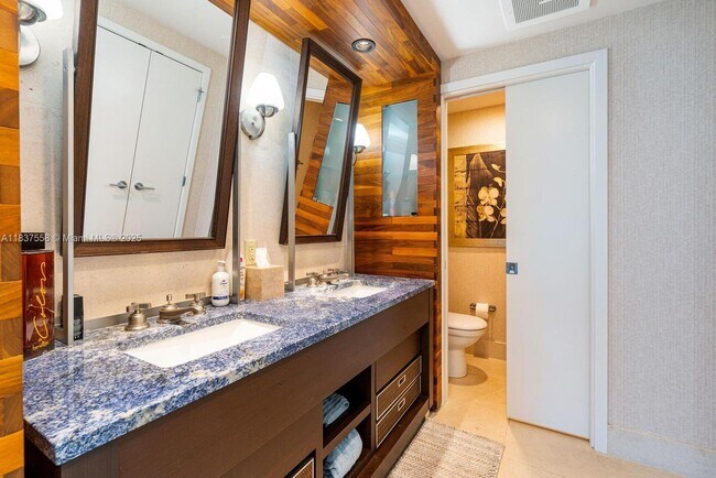Building Photo - 6899 Collins Ave