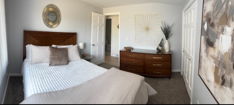 Building Photo - 426 Laverne Dr