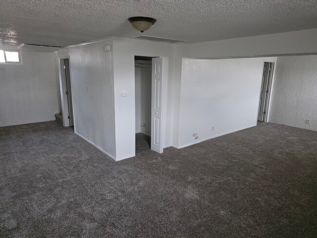 Building Photo - 3001 Azalea St