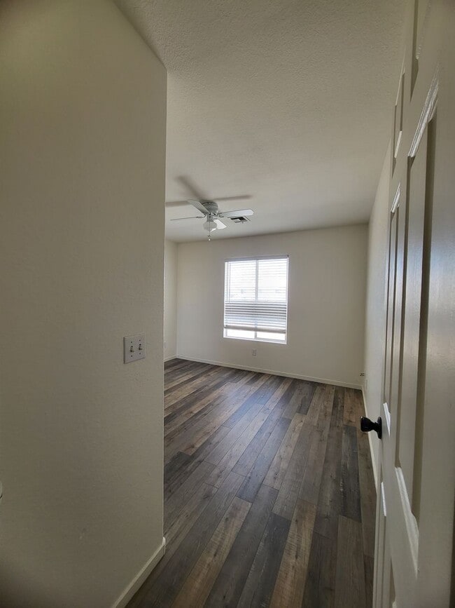 Building Photo - ZILONIS TOWNHOME II - Bourbon Street