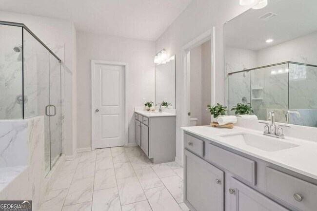 Building Photo - 3507 Creek Hollow