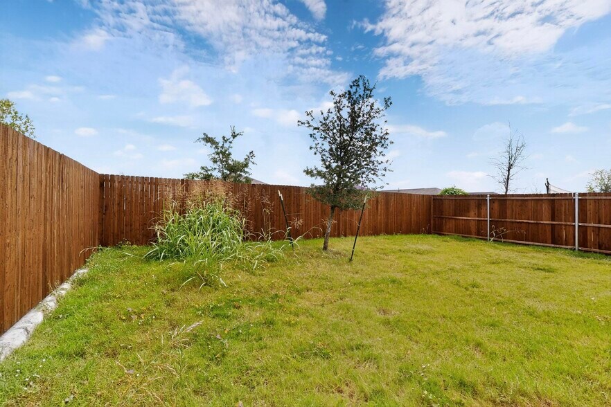Building Photo - 9216 Grackle Pl