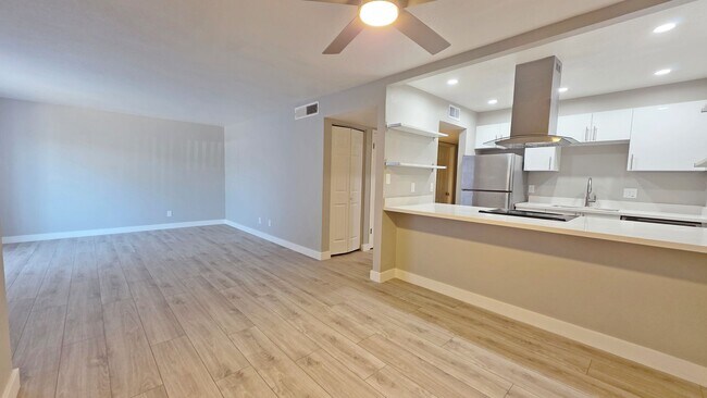 Building Photo - BRAND NEW RENOVATION La Tierra 2 Bedroom 2 Bathroom Condo