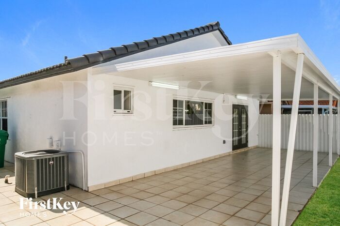 Building Photo - 17841 SW 144th Ave