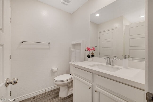 Building Photo - 7320 N Decatur Blvd