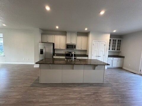 Building Photo - 116 Spring Grove Way