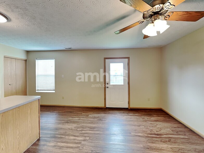 Building Photo - 7468 Hemrich Dr